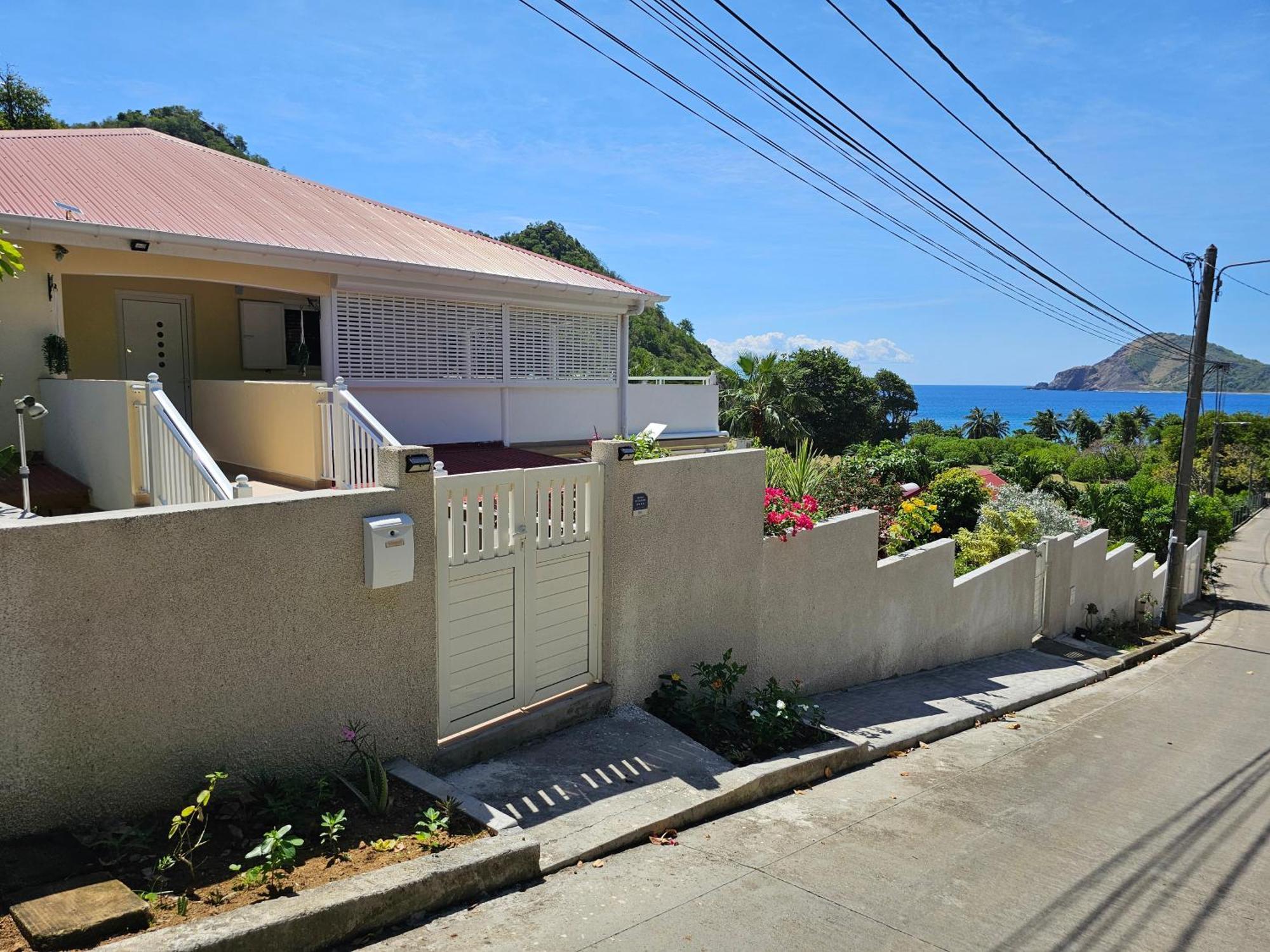Villa Celyote - Haut De Villa, Vue Mer, A 150M De La Plage Anse Figuier Terre-De-Haut Extérieur photo